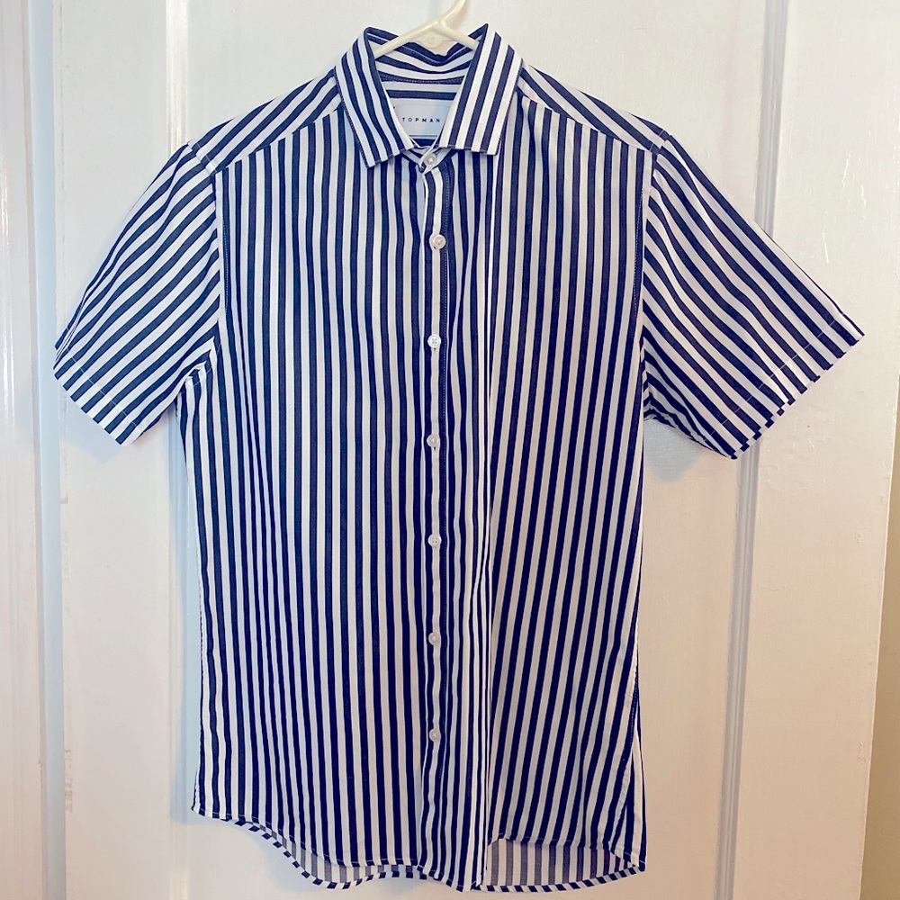 Men’s short sleeve button down shirt
